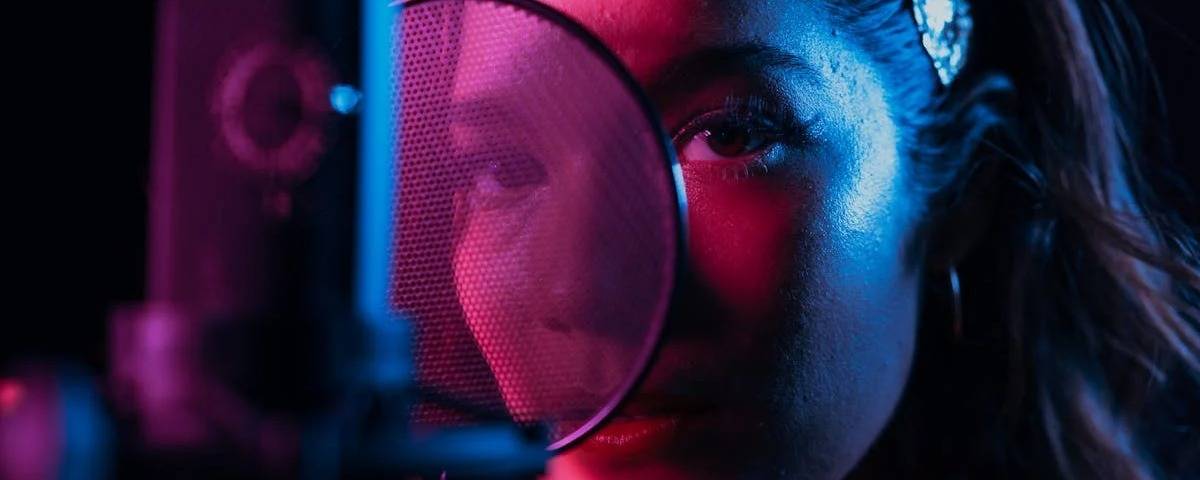 11 Key Tips to Excel in Commercials & Voiceovers