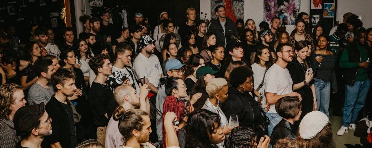 How to Network as a Visual Artist: A Beginner's Guide