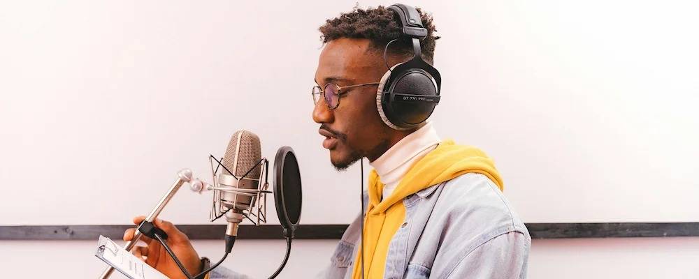 How to Improve Vocal Voice: Tips for a Stronger Sound
